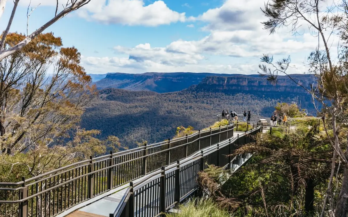 A lookout walkway above the Jamison Valley in the Blue Mountains